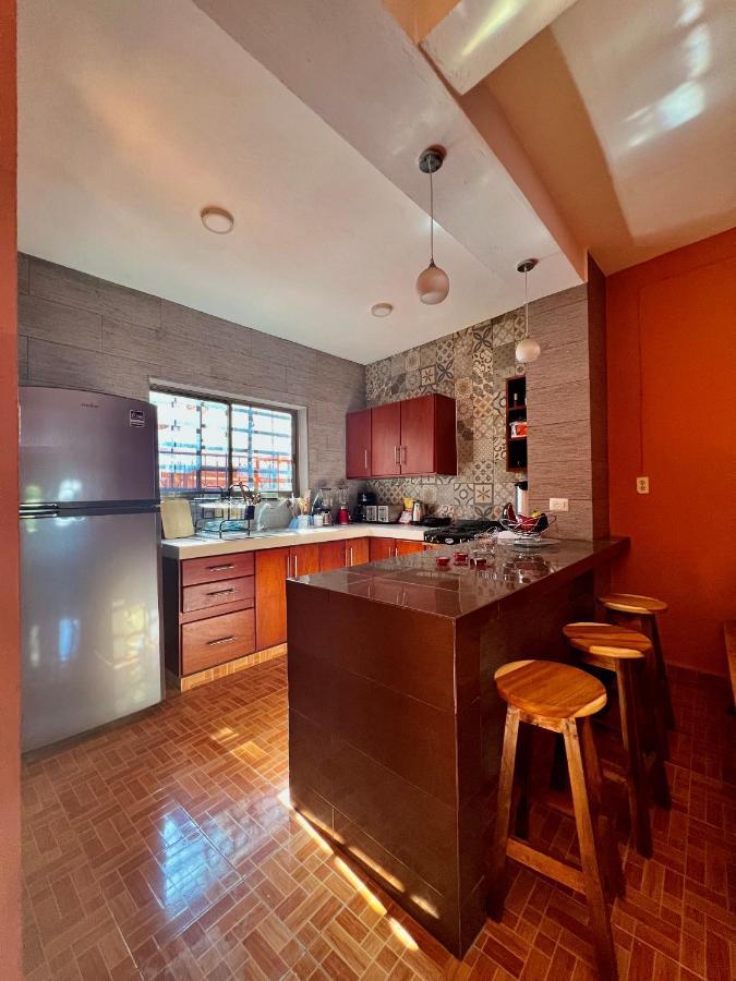 Alena Hostal Valladolid  Ngoại thất bức ảnh